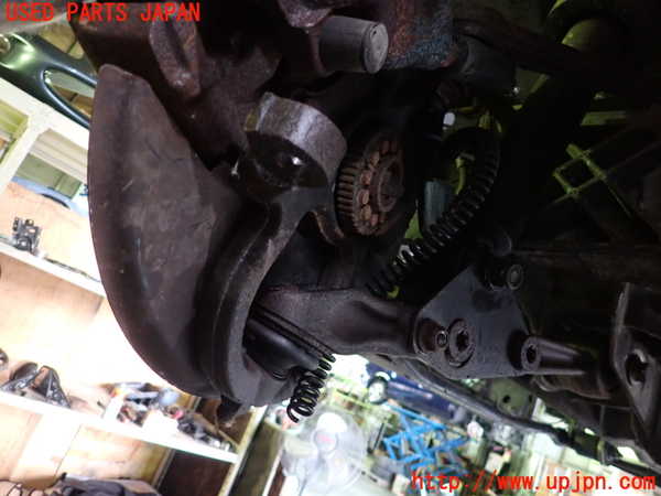 1UPJ-24214295]ジャガー・XKシリーズ(JFDA)左フロントナックルハブ 中古_m0002.jpg