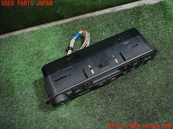 1UPJ-24216066]ジャガー・XKシリーズ(JFDA)エアコンスイッチ1 中古_m0002.jpg