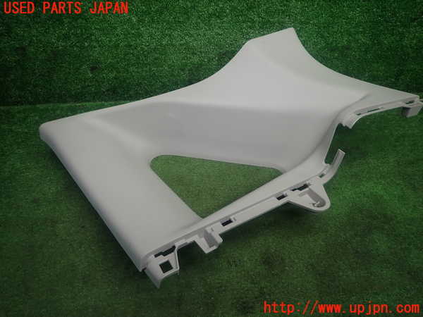 5UPJ-24237675]ノート オーラ(AURA)(FE13)右リアピラートリム 中古_m0002.jpg