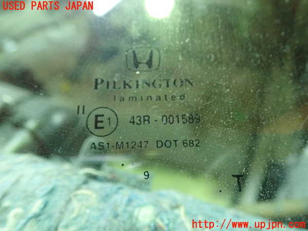 5UPJ-24241195]シビック タイプR ユーロ(FN2)フロントガラス M1247 中古_m0004.jpg