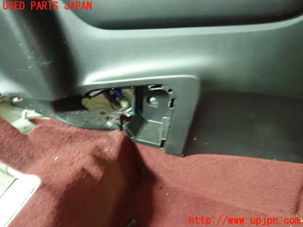 5UPJ-24247680]シビック タイプR ユーロ(FN2)左リアピラートリム 中古_m0005.jpg