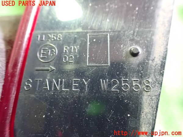 2UPJ-24251550]アウトランダーPHEV(GG3W)右リアフィニッシャー 中古_m0003.jpg
