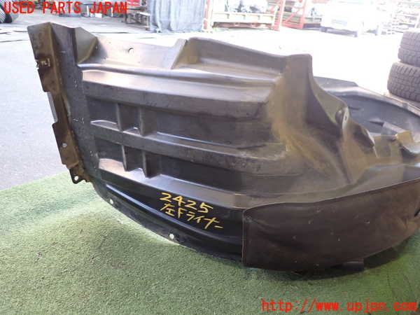 2UPJ-24251092]アウトランダーPHEV(GG3W)左前フェンダーライナー 中古_m0002.jpg