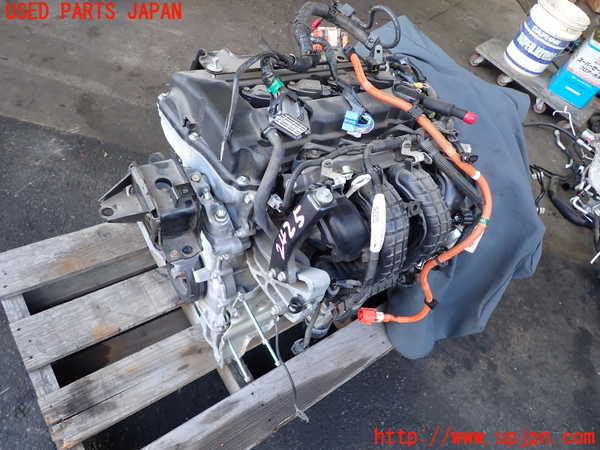 2UPJ-24252010]アウトランダーPHEV(GG3W)エンジン 4B12-S61-Y61 4WD 中古_m0001.jpg
