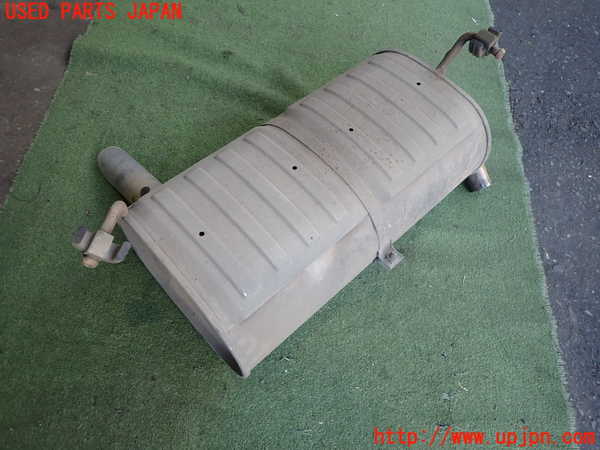 2UPJ-24252671]アウトランダーPHEV(GG3W)リアマフラー1 中古_m0002.jpg