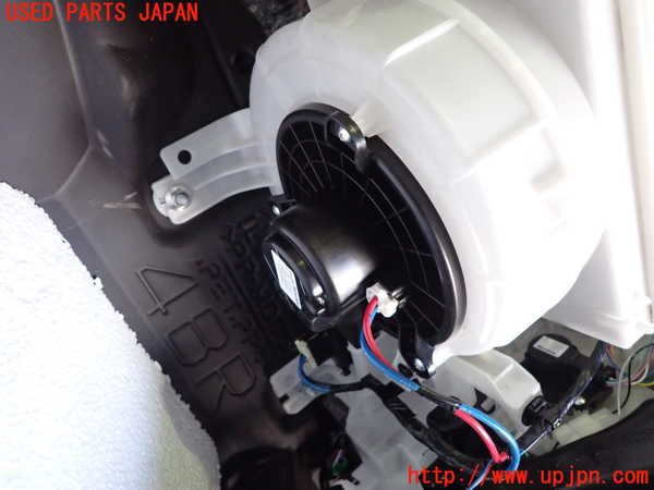 2UPJ-24256081]アウトランダーPHEV(GG3W)エバポレーター1 中古_m0002.jpg