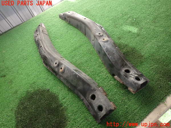 2UPJ-24265296]アウトランダーPHEV(GG2W)メンバー1 中古_m0002.jpg