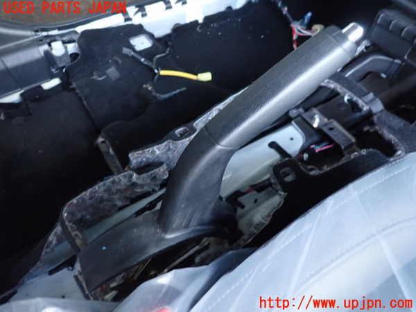 2UPJ-24267550]アウトランダーPHEV(GG2W)サイドブレーキレバー 中古_m0002.jpg