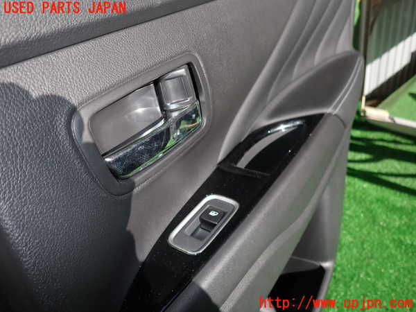2UPJ-24261294]アウトランダーPHEV(GG2W)右後ドア内張り 中古_m0002.jpg