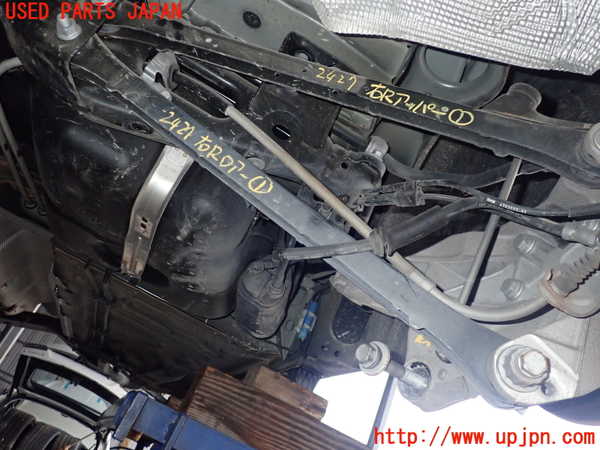 2UPJ-24275200]BMW ミニ(MINI)クーパーS クラブマン(ZG16)右リアロアアーム1 中古_m0001.jpg