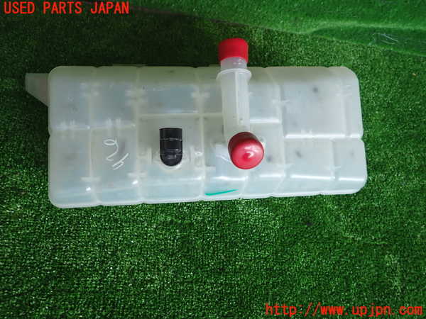 2UPJ-24282410]テスラ・モデル S(SWL2S2A)ラジエータータンク 中古_m0004.jpg