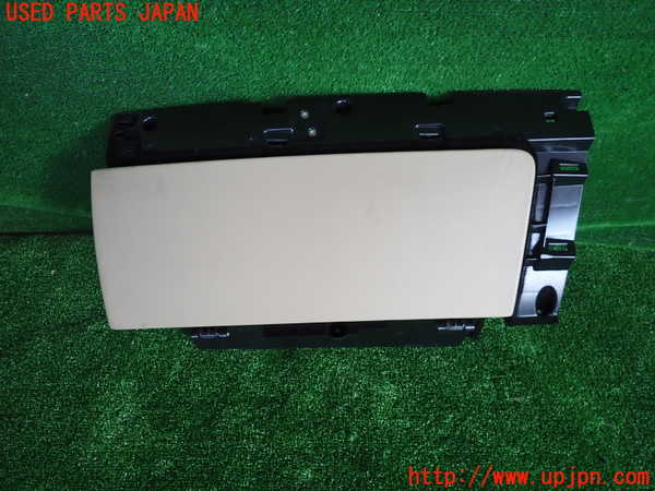 2UPJ-24287516]テスラ・モデル S(SWL2S2A)グローブボックス1 中古_m0001.jpg
