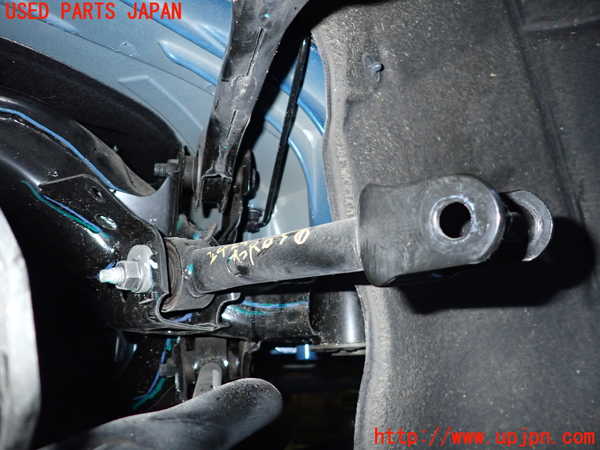 5UPJ-24295200]テスラ・モデル Y(YL1YT)右リアロアアーム1 中古_m0001.jpg