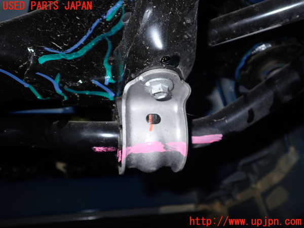 2UPJ-24295445]テスラ・モデル Y(YL1YT)リアスタビライザー 中古_m0003.jpg