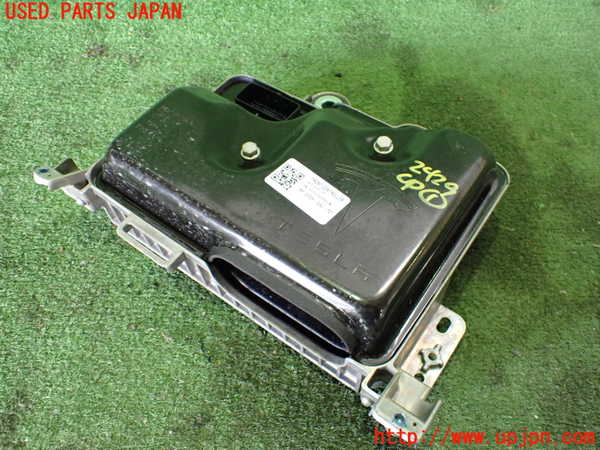 2UPJ-24296146]テスラ・モデル Y(YL1YT)コンピューター1 (フロントコントローラー) 中古_m0001.jpg