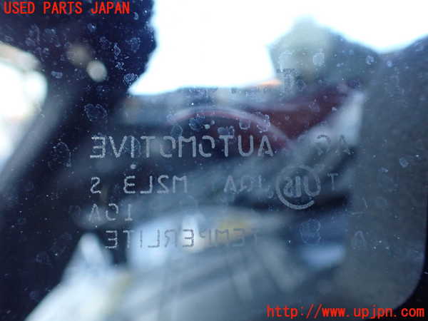 5UPJ-24301380]ハリアー ハイブリッド(AVU65W)右クォーターガラス M2L3 中古_m0002.jpg
