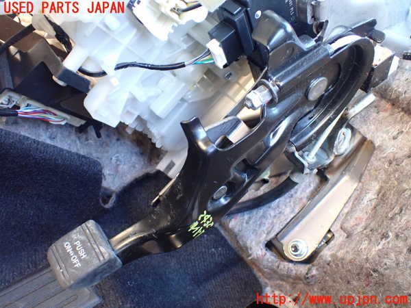 5UPJ-24307550]ハリアー ハイブリッド(AVU65W)サイドブレーキペダル 中古_m0001.jpg