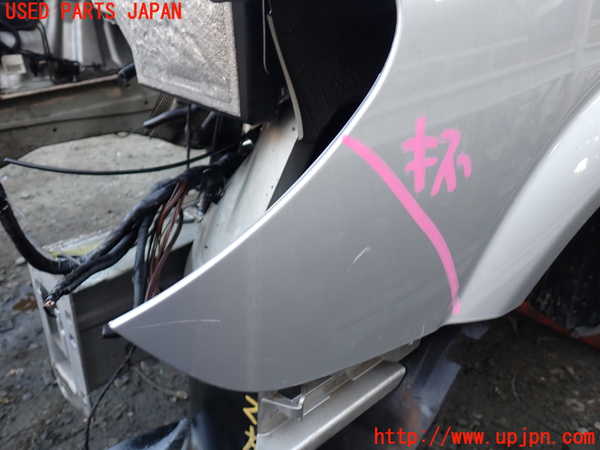 5UPJ-24311082]ベンツ ビアノ W639(Viano)(639811)左前フェンダー 中古_m0002.jpg
