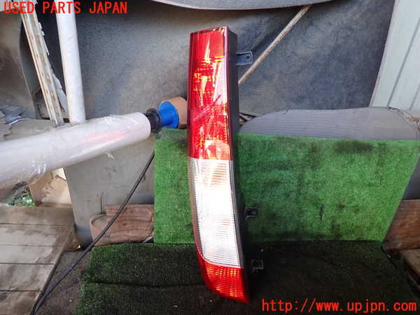 1UPJ-24311536]ベンツ ビアノ W639(Viano)(639811)左テールランプ 中古_m0001.jpg