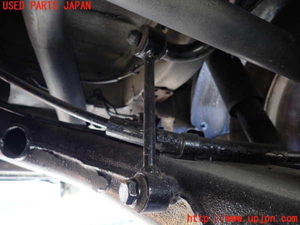 5UPJ-24315445]ベンツ ビアノ W639(Viano)(639811)リアスタビライザー 中古_m0003.jpg