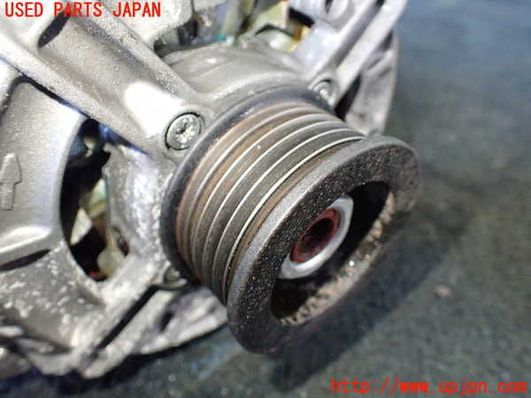 5UPJ-24316015]ベンツ ビアノ W639(Viano)(639811)オルタネーター(ダイナモ) 中古_m0003.jpg