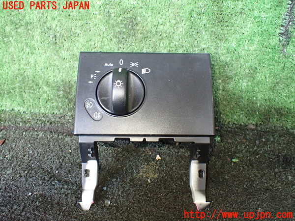 5UPJ-24316285]ベンツ ビアノ W639(Viano)(639811)ライトスイッチ 中古_m0001.jpg