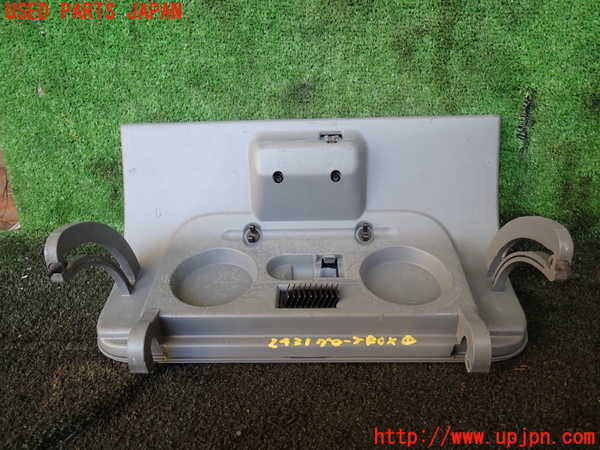 5UPJ-24317516]ベンツ ビアノ W639(Viano)(639811)グローブボックス1 中古_m0003.jpg