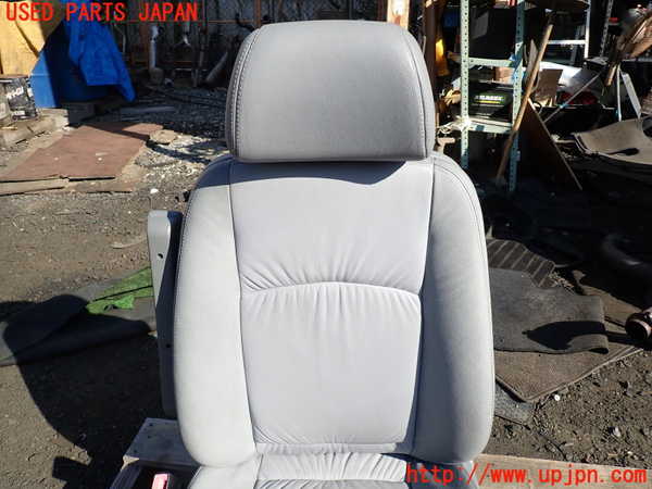 5UPJ-24317065]ベンツ ビアノ W639(Viano)(639811)助手席シート 中古_m0002.jpg