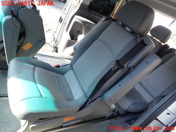 5UPJ-24317175]ベンツ ビアノ W639(Viano)(639811)左2列目シート 中古_m0001.jpg