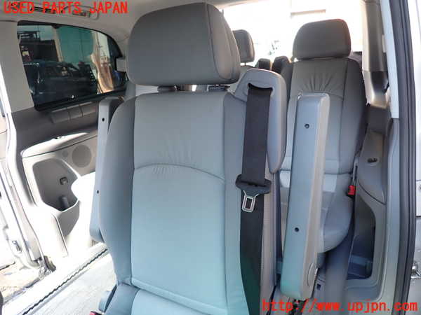 5UPJ-24317175]ベンツ ビアノ W639(Viano)(639811)左2列目シート 中古_m0002.jpg