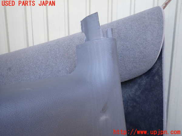 5UPJ-24311578]ベンツ ビアノ W639(Viano)(639811)バックドア内張り 中古_m0002.jpg