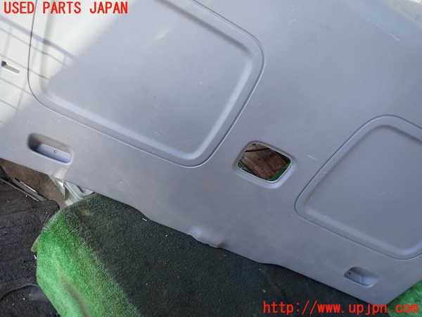 5UPJ-24311578]ベンツ ビアノ W639(Viano)(639811)バックドア内張り 中古_m0003.jpg