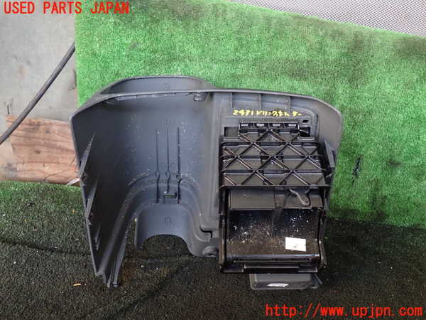 5UPJ-24317810]ベンツ ビアノ W639(Viano)(639811)ドリンクホルダー 中古_m0003.jpg