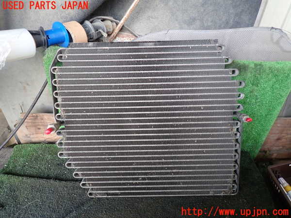 5UPJ-24326031]ハイエースワゴン100系(KZH100G)エアコンコンデンサー1 中古_m0001.jpg