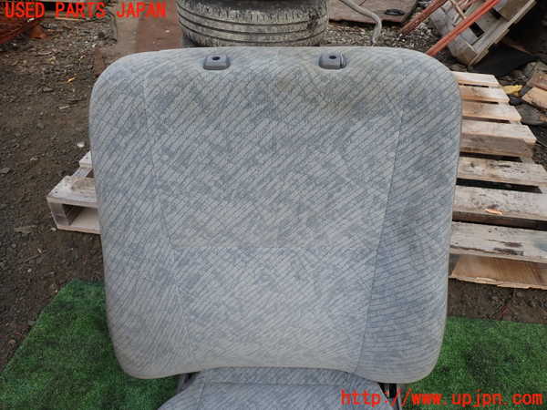 5UPJ-24327065]ハイエースワゴン100系(KZH100G)助手席シート 中古_m0002.jpg