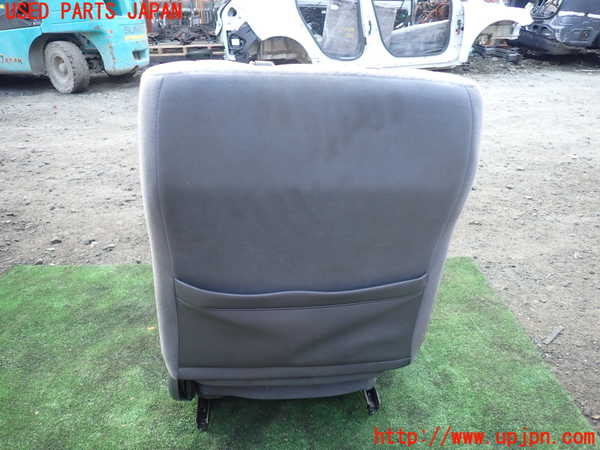 5UPJ-24327065]ハイエースワゴン100系(KZH100G)助手席シート 中古_m0005.jpg