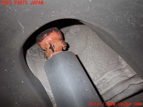 2UPJ-24335075]BMW X3(PA25)左リアショックアブソーバー 中古 (E83)_m0002.jpg