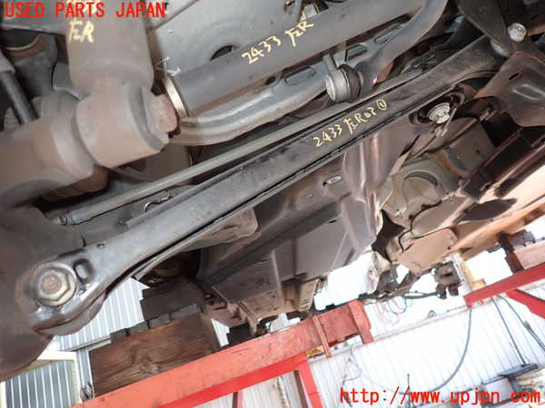 2UPJ-24335226]BMW X3(PA25)左リアロアアーム1 中古 (E83)_m0001.jpg