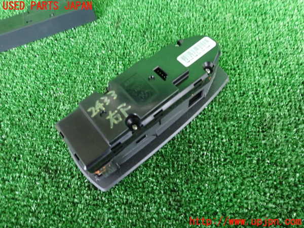 2UPJ-24336240]BMW X3(PA25)右前パワーウィンドウスイッチ 中古 (E83)_m0002.jpg