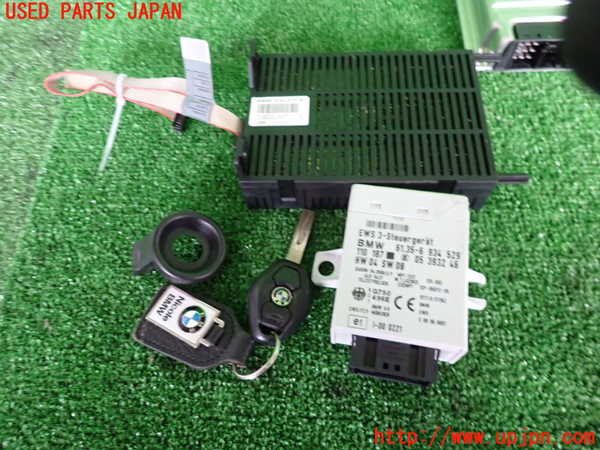 2UPJ-24336110]BMW X3(PA25)エンジンコンピューター (DME) 中古 (E83)_m0003.jpg