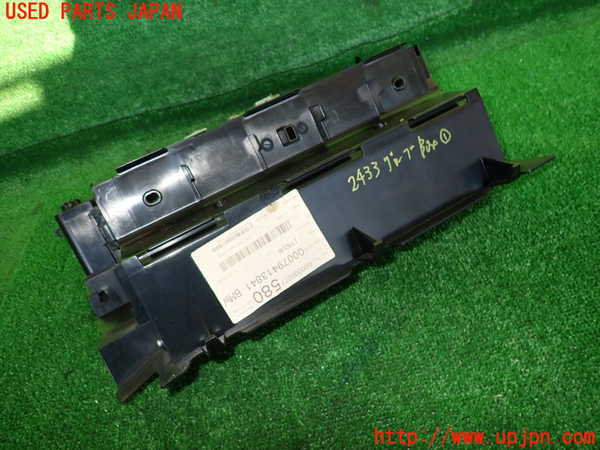 2UPJ-24337516]BMW X3(PA25)グローブボックス1 中古 (E83)_m0004.jpg