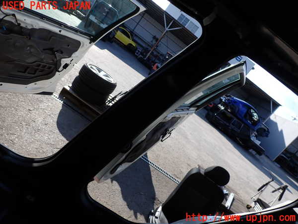 2UPJ-24337665]BMW X3(PA25)右センターピラートリム 中古 (E83)_m0001.jpg