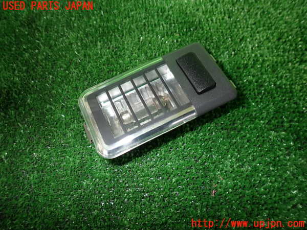 2UPJ-24336413]BMW X3(PA25)ルームランプ3 (左 2列目) 中古 (E83)_m0001.jpg