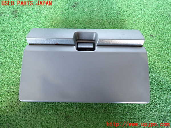 2UPJ-24347516]ランクルプラド(KZJ78W)グローブボックス1 中古_m0001.jpg