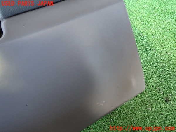 2UPJ-24347516]ランクルプラド(KZJ78W)グローブボックス1 中古_m0003.jpg