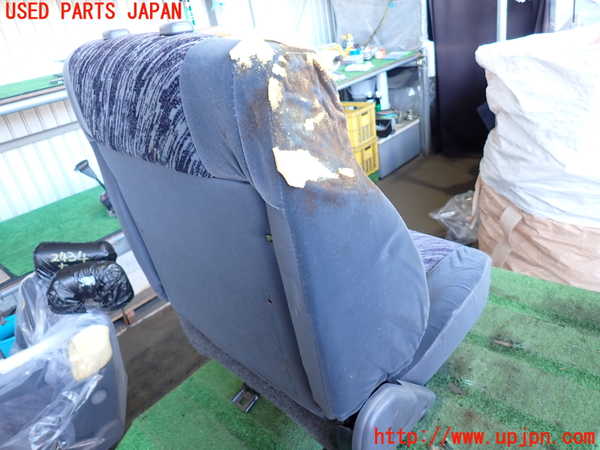 2UPJ-24347065]ランクルプラド(KZJ78W)助手席シート 【ジャンク品】 中古_m0004.jpg