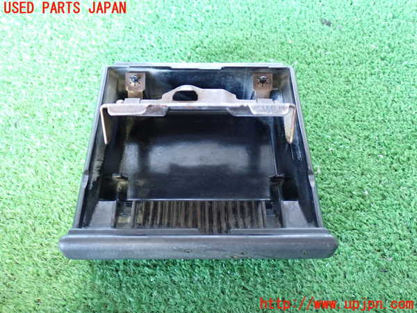 2UPJ-24347821]ランクルプラド(KZJ78W)灰皿1 中古_m0001.jpg