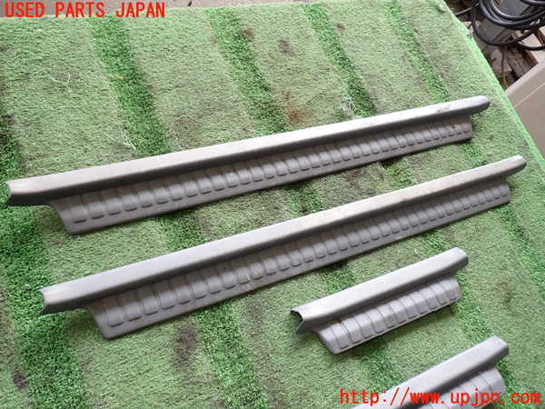 2UPJ-24347740]ランクルプラド(KZJ78W)スカッフプレート 中古_m0002.jpg