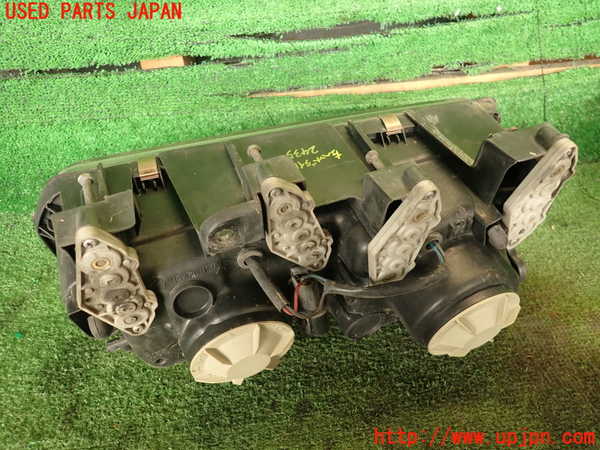 2UPJ-24351132]デリカ スターワゴン(P25W)左ヘッドライト ハロゲン 中古_m0002.jpg