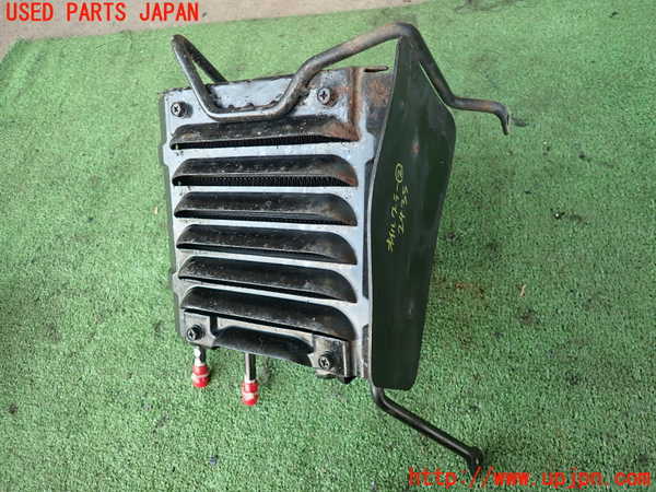 2UPJ-24352482]デリカ スターワゴン(P25W)オイルクーラー2 中古_m0001.jpg